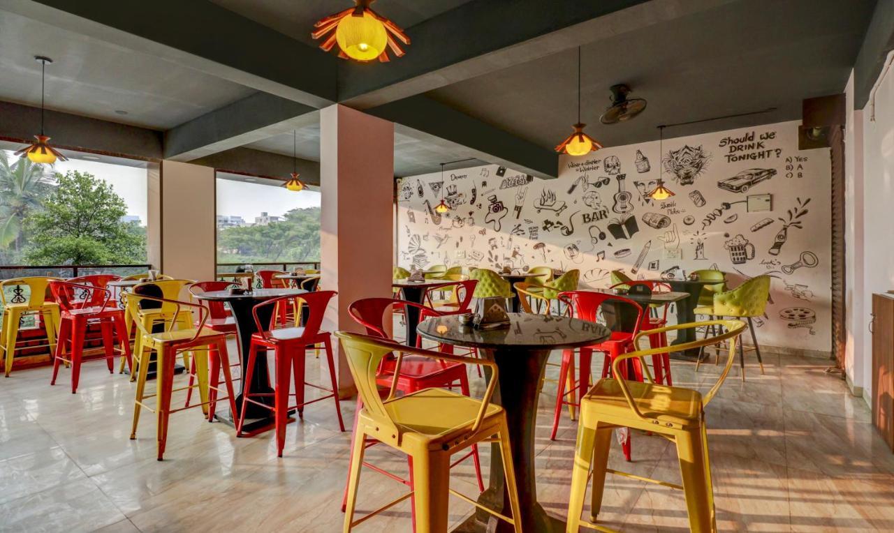 Treebo Three Street Inn Bangalore Bagian luar foto